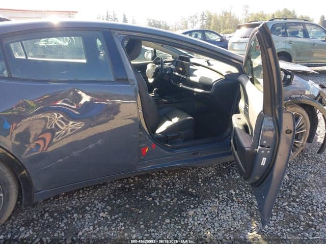 2023 TOYOTA PRIUS XLE AWD-E 5