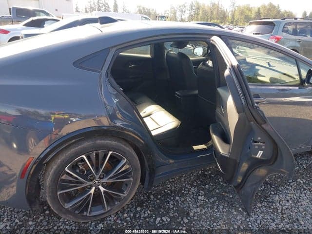 2023 TOYOTA PRIUS XLE AWD-E 8