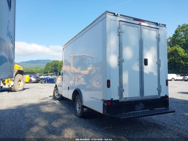 2025 CHEVROLET EXPRESS CUTAWAY WORK VAN 3