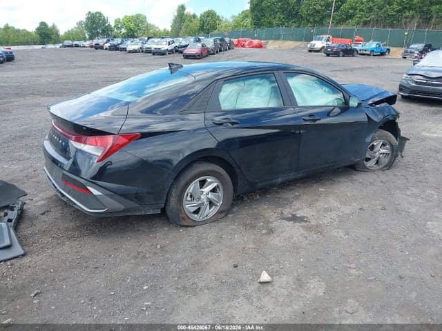 2026 HYUNDAI ELANTRA SE 4