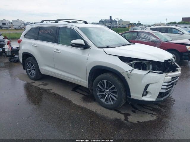 2017 TOYOTA HIGHLANDER XLE - 1