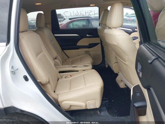 2017 TOYOTA HIGHLANDER XLE 8