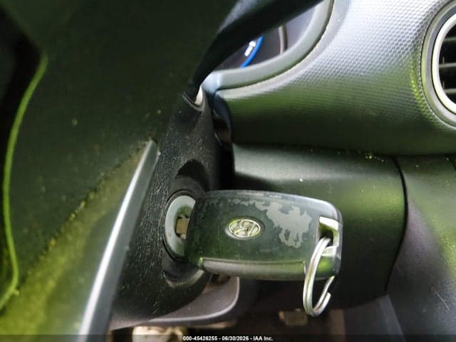 2020 HYUNDAI KONA SE 11
