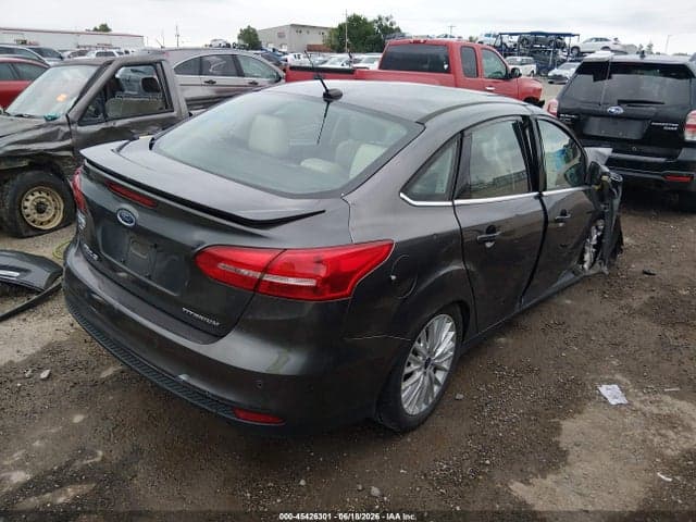 2017 FORD FOCUS TITANIUM 4