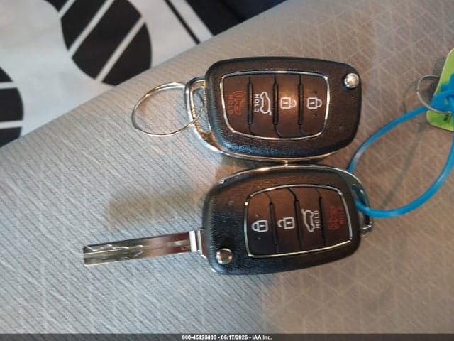 2018 HYUNDAI TUCSON SE 11