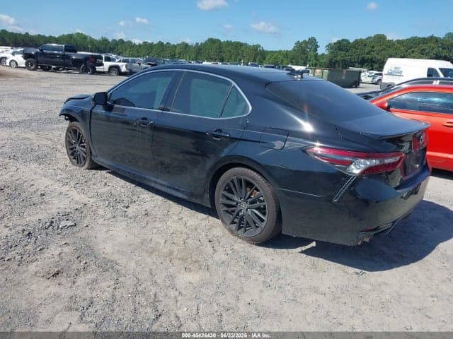2021 TOYOTA CAMRY XSE 3
