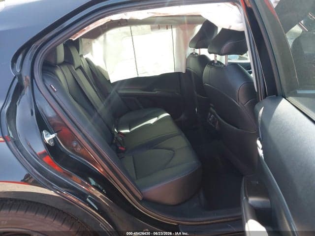 2021 TOYOTA CAMRY XSE 8