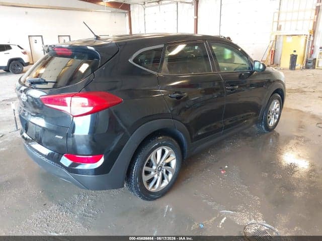 2018 HYUNDAI TUCSON SE 4