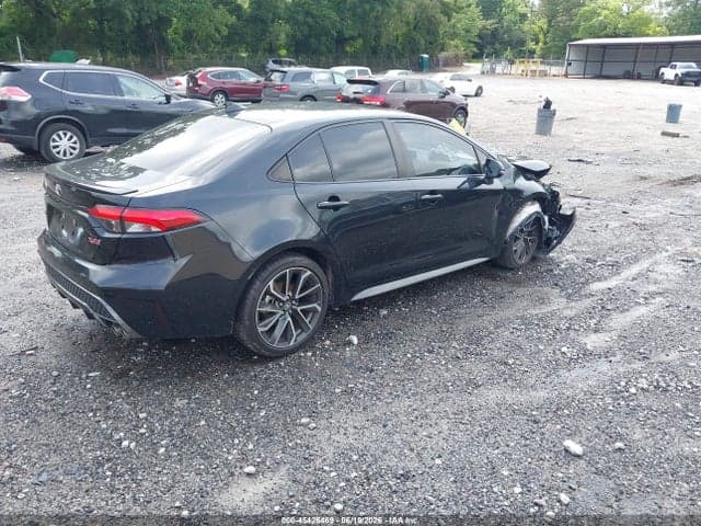2020 TOYOTA COROLLA XSE 4