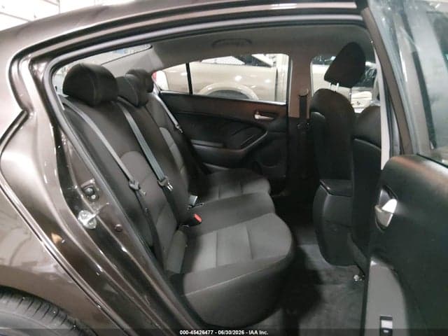 2017 KIA FORTE LX 8