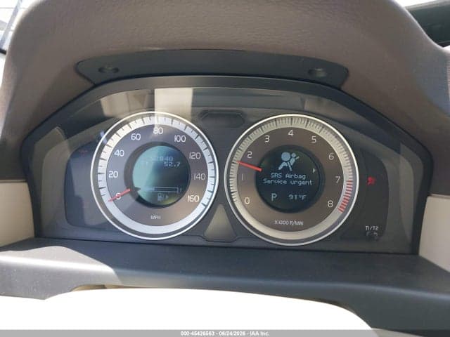 2013 VOLVO XC70 T6 7