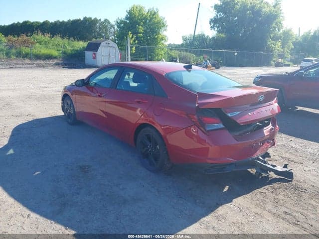2023 HYUNDAI ELANTRA SEL 3