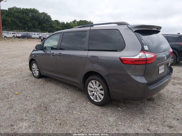 2017 TOYOTA SIENNA LE 7 PASSENGER 3
