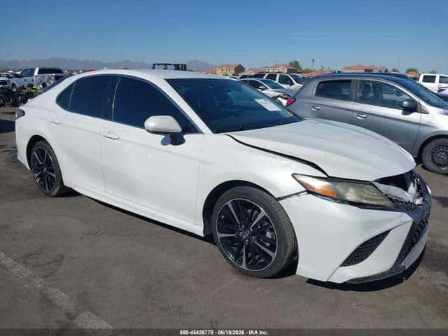 2018 TOYOTA CAMRY XSE - 1