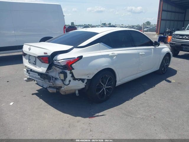 2024 NISSAN ALTIMA SR FWD 4