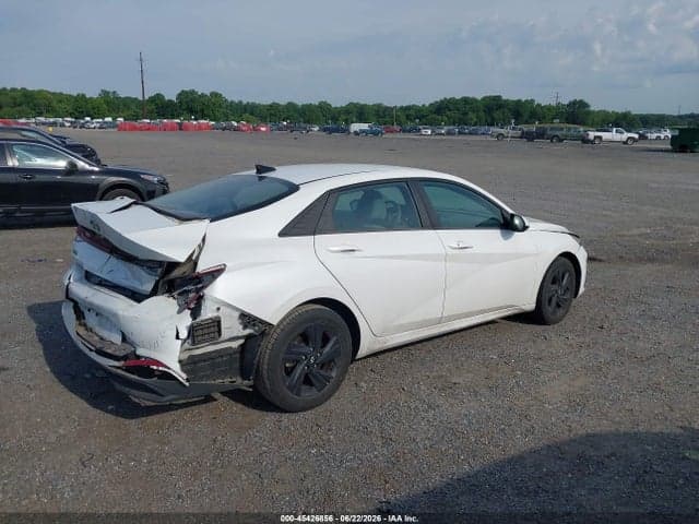 2021 HYUNDAI ELANTRA SEL 4