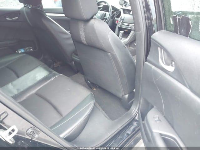 2019 HONDA CIVIC SPORT 8