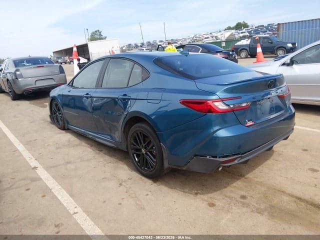 2026 TOYOTA CAMRY SE 3