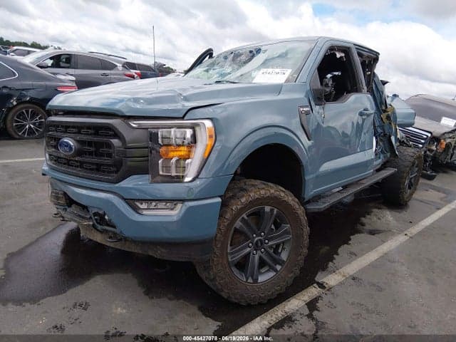 2023 FORD F-150 XLT 2