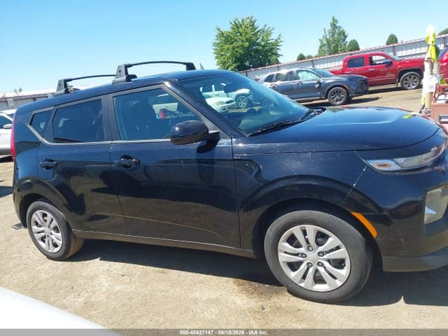 2022 KIA SOUL LX 13