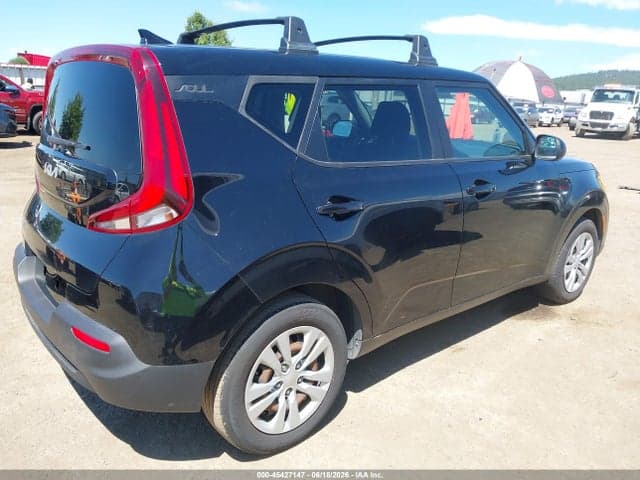 2022 KIA SOUL LX 4