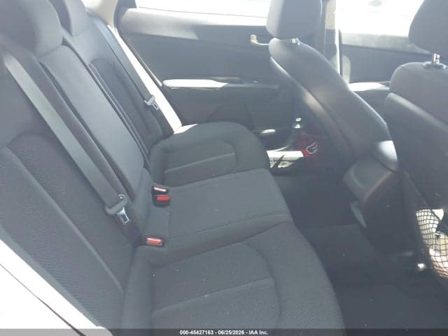 2019 KIA OPTIMA LX 8