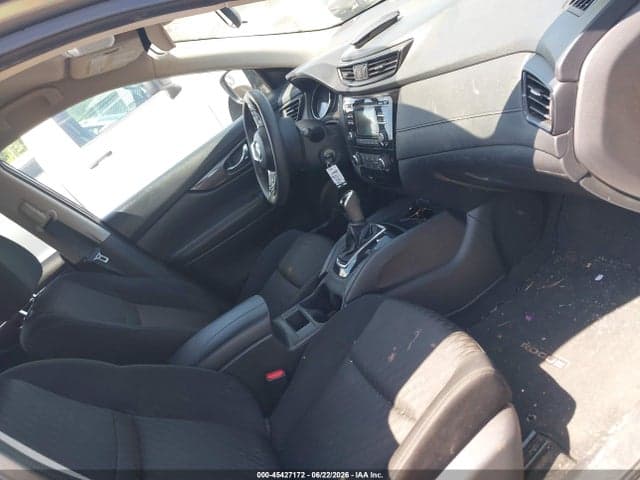 2017 NISSAN ROGUE S 5
