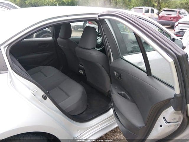 2023 TOYOTA COROLLA LE 8