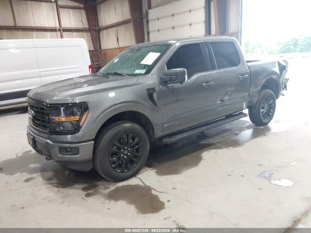 2025 FORD F-150 XLT 2