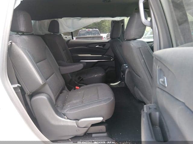 2025 CHEVROLET TRAVERSE AWD LT 8