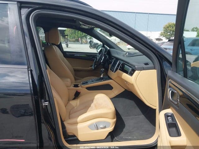 2018 PORSCHE MACAN 5