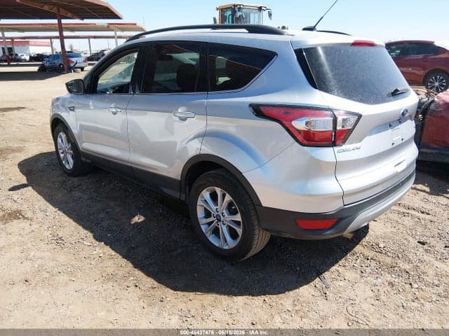 2018 FORD ESCAPE SE 3