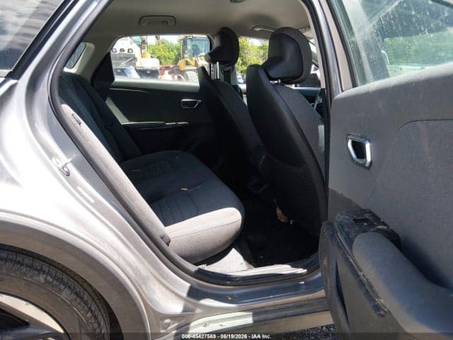2025 KIA K4 EX 8