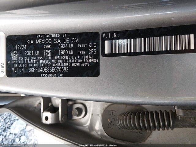 2025 KIA K4 EX 9