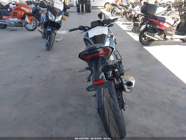 2025 KAWASAKI ZR900 S 6