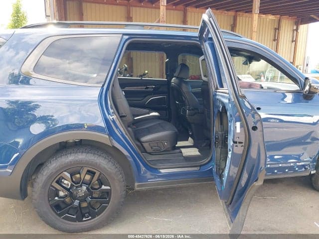 2025 KIA TELLURIDE SX PRESTIGE X-PRO 8