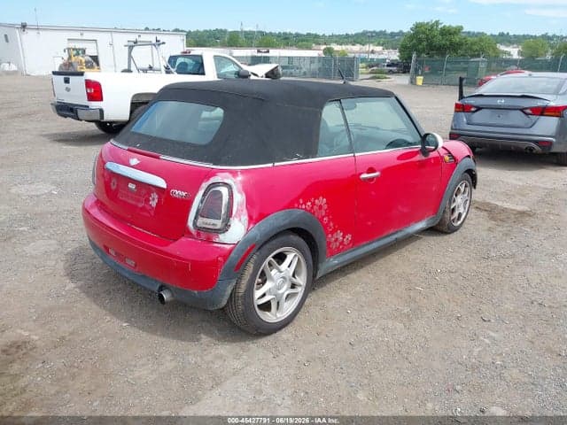 2013 MINI CONVERTIBLE COOPER 4