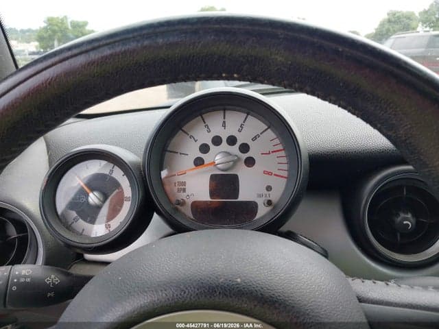 2013 MINI CONVERTIBLE COOPER 7