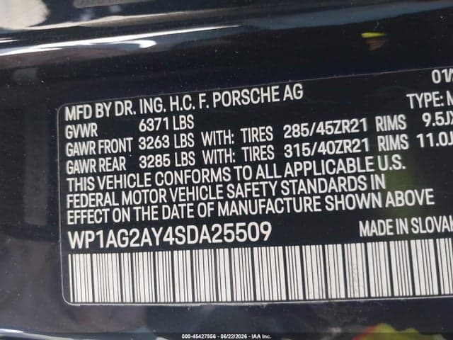 2025 PORSCHE CAYENNE GTS 9