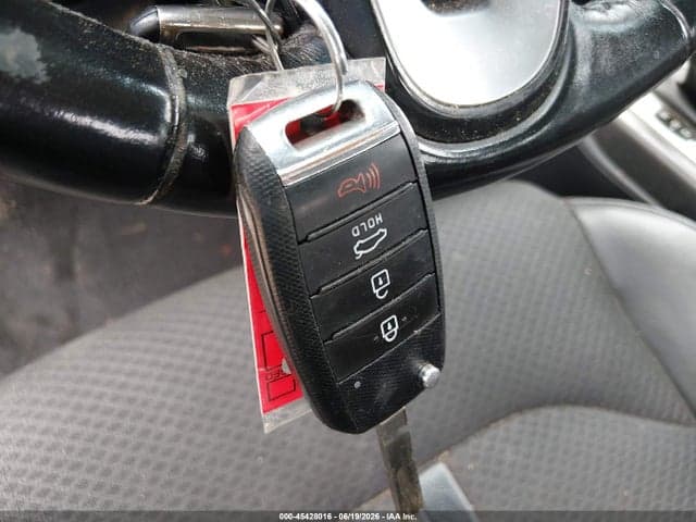 2018 KIA OPTIMA S 11