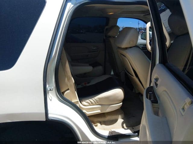 2007 CADILLAC ESCALADE 8