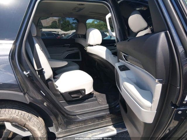 2025 KIA TELLURIDE EX 8