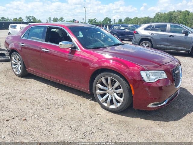 2017 CHRYSLER 300C 1