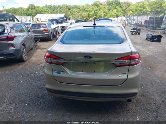 2017 FORD FUSION SE 16