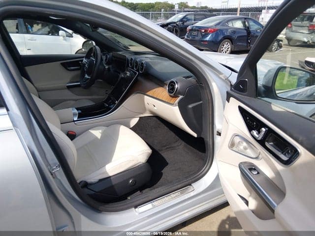 2024 MERCEDES-BENZ C 300 5