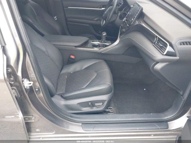 2023 TOYOTA CAMRY XSE 5