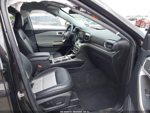 2022 FORD EXPLORER XLT 5