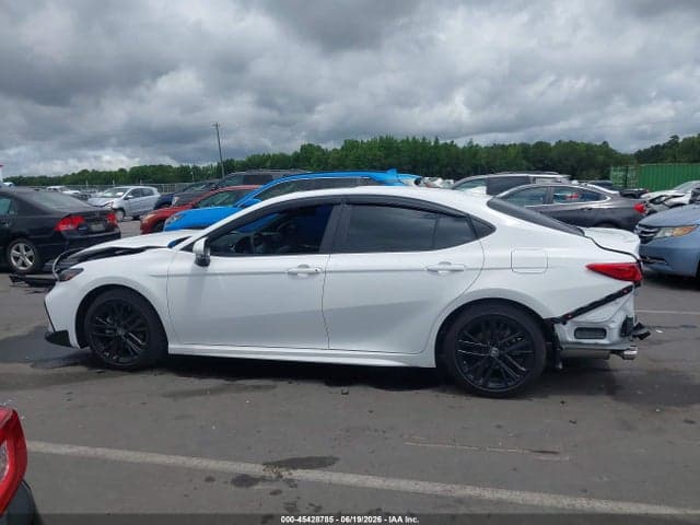 2025 TOYOTA CAMRY SE 15