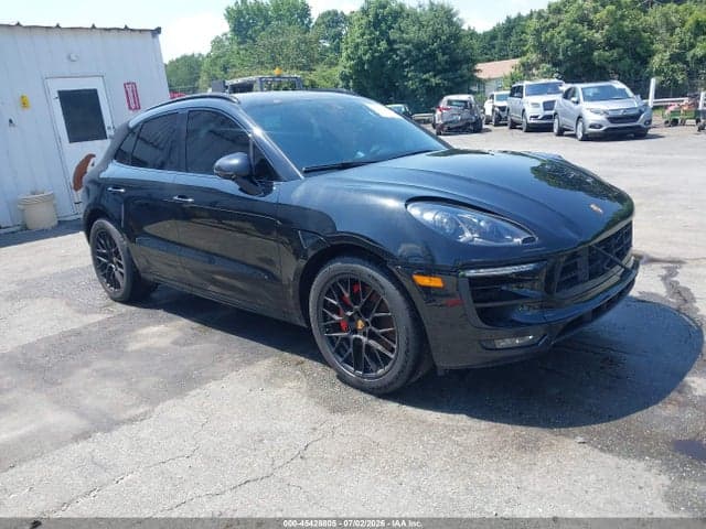 2018 PORSCHE MACAN GTS - 1