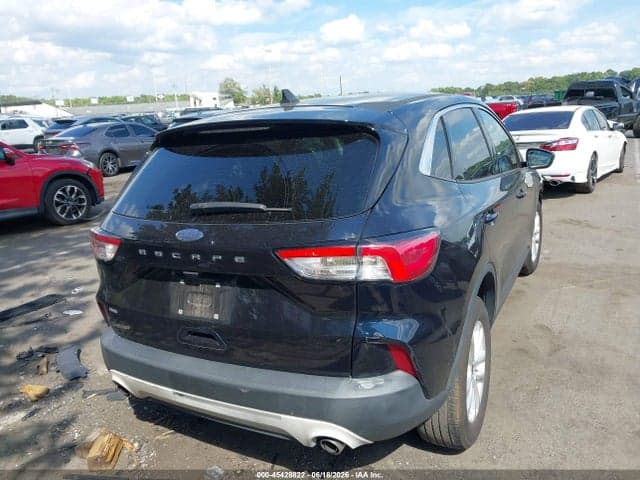 2021 FORD ESCAPE SE 4